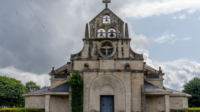 Iglesia de Nuestra Señora de la Luz del Poblado